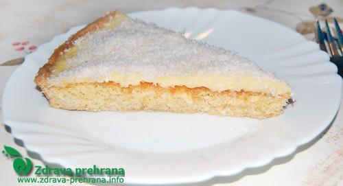 Kokosova pita z vanilijevo kremo